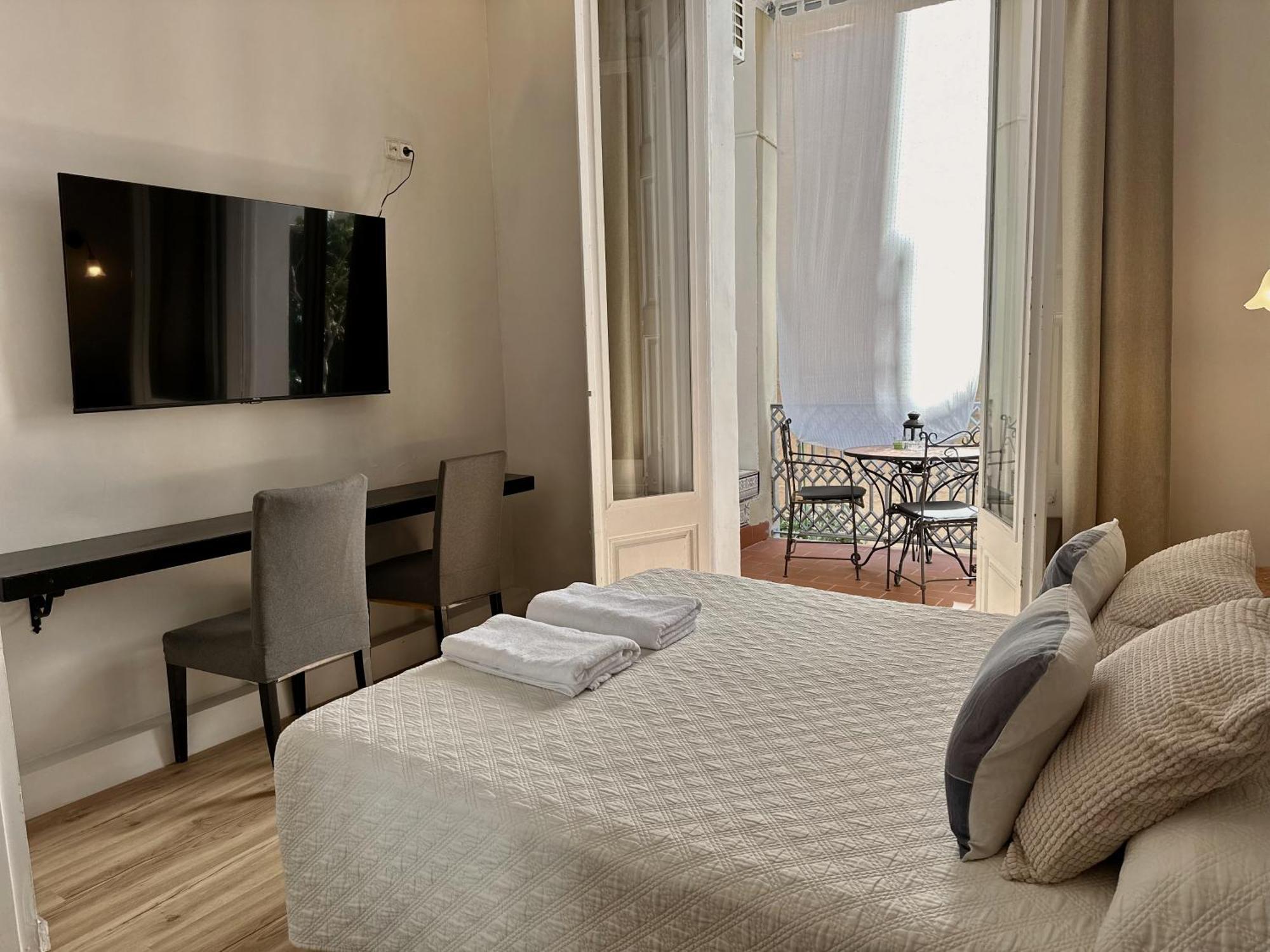 Casa Consell Gran Via, Guest House — Photos 1